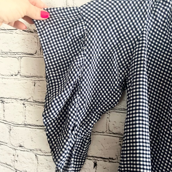 TERRA & SKY. Gingham print top. Size 1X - Picture 4 of 4